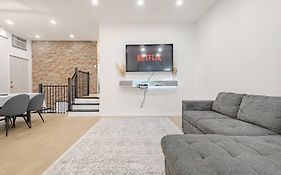 Top Rated Vacation House Montreal Private Parking
